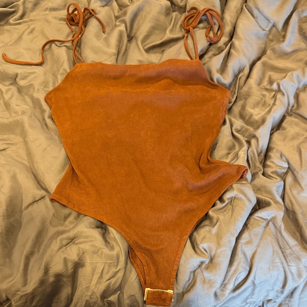 Le Lis Rust One Piece Bodysuit